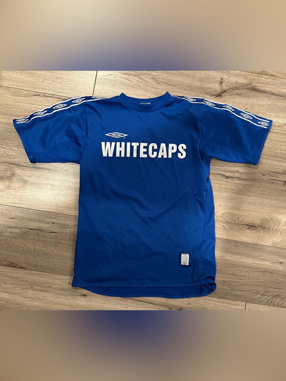 Vintage Vancouver whitecaps jersey umbro men’s small soccer